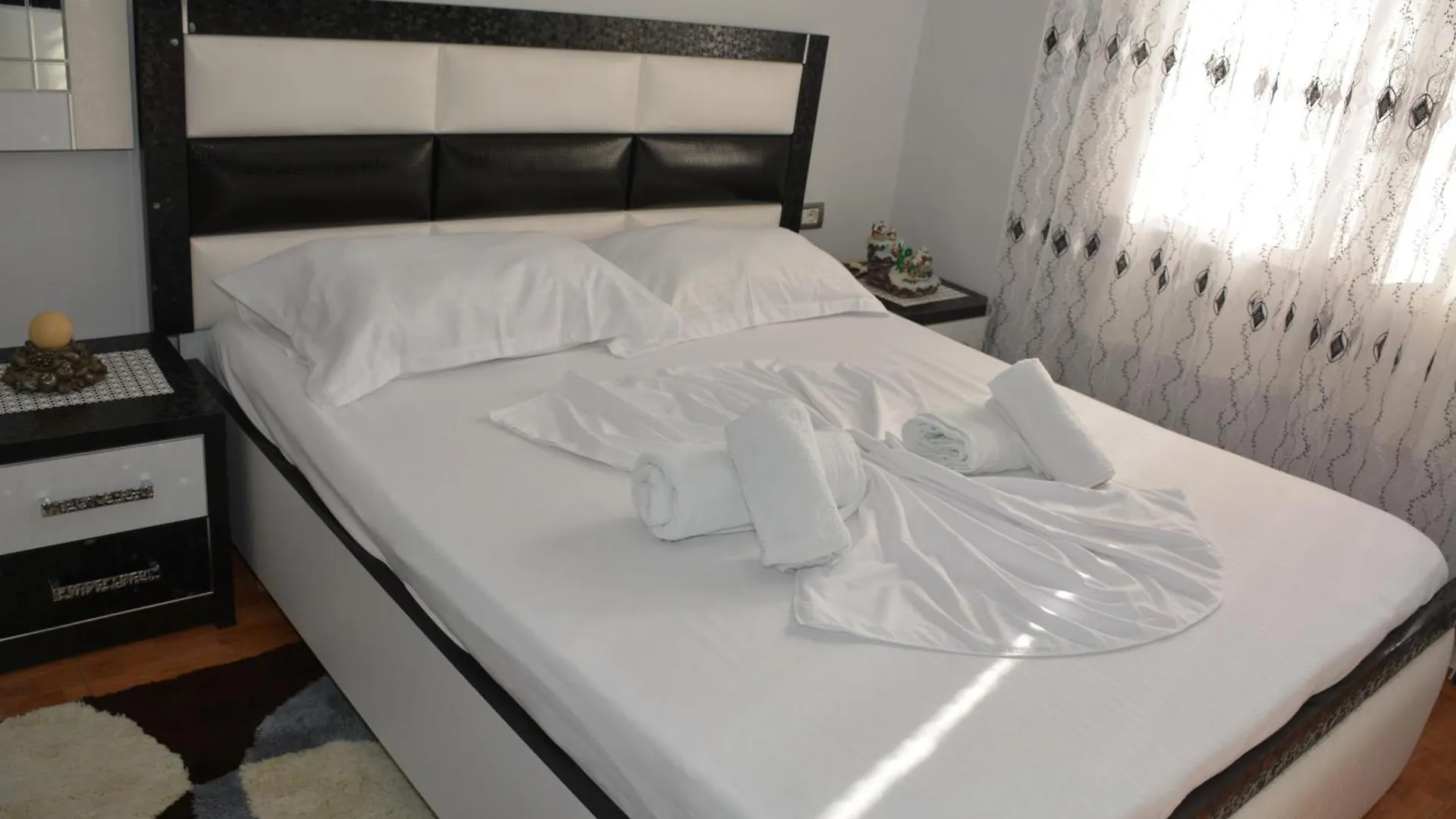 Guesthouse Luli Muca Zhaban Vendégház